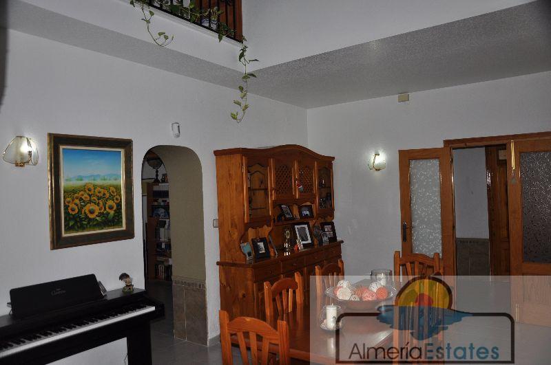 Venta de villa en Cantoria