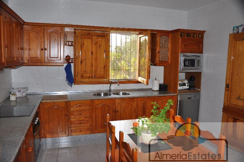 Venta de villa en Cantoria