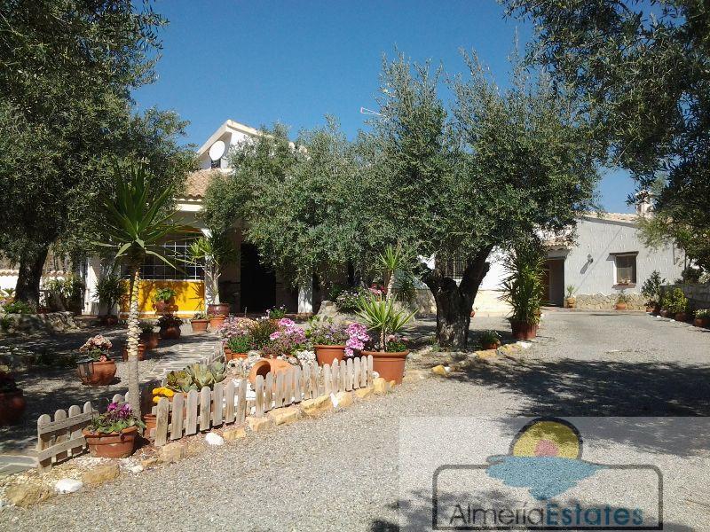 Venta de villa en Cantoria Venta de villa en Cantoria