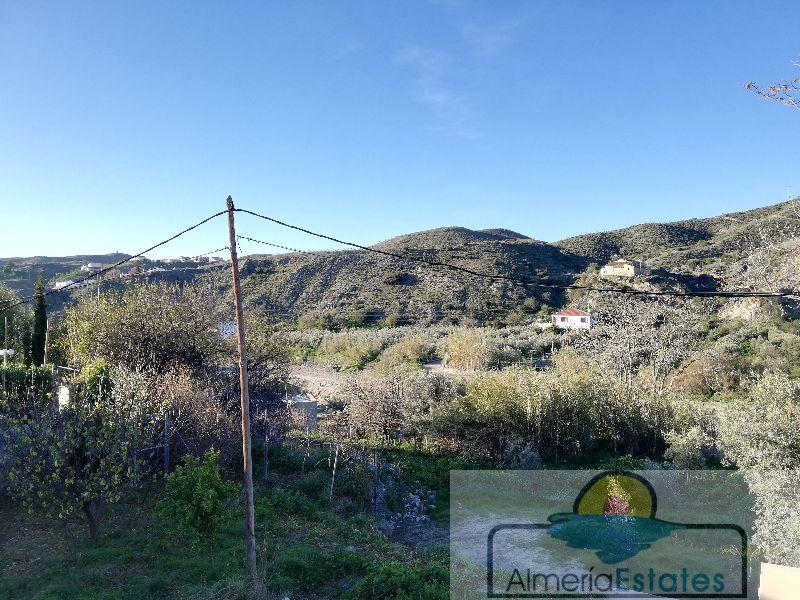 For sale of villa in Oria