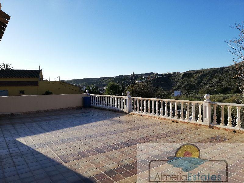 For sale of villa in Oria