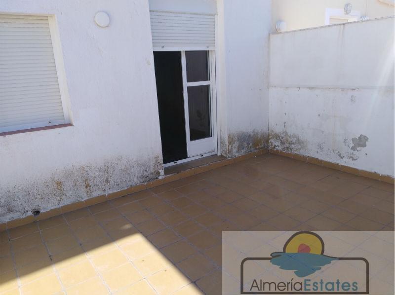 For sale of house in Vélez-Rubio