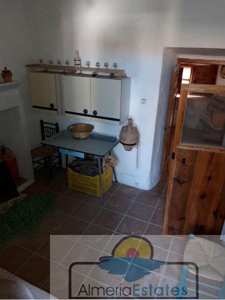 For sale of house in Vélez-Blanco