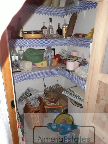 For sale of house in Vélez-Blanco