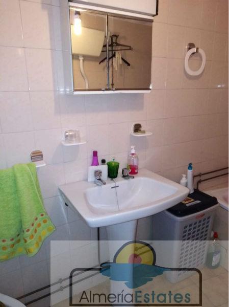 For sale of house in María
