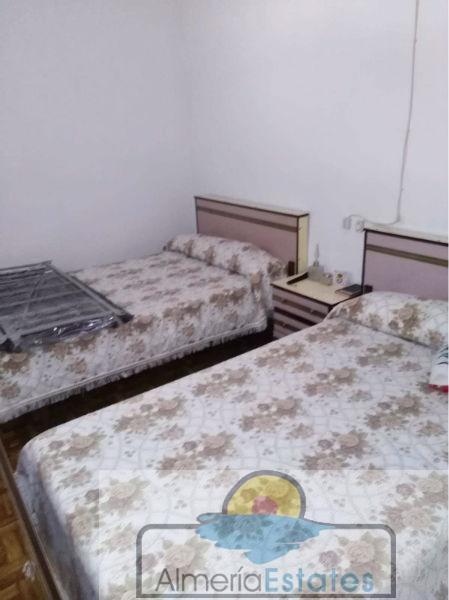 For sale of house in María