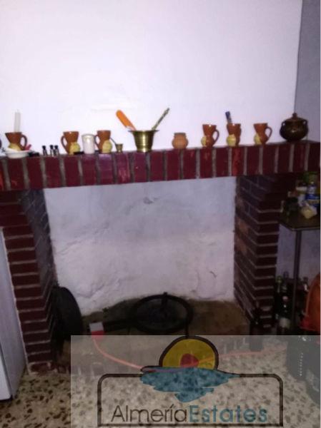 For sale of house in María