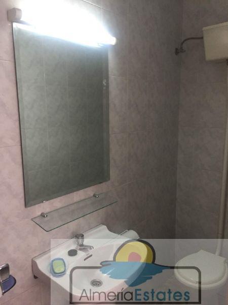For sale of house in Vélez-Rubio
