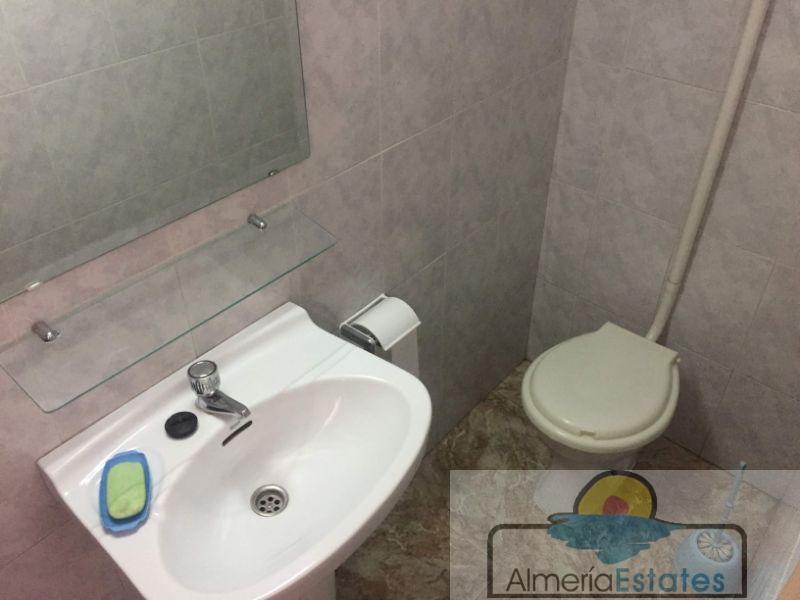 For sale of house in Vélez-Rubio
