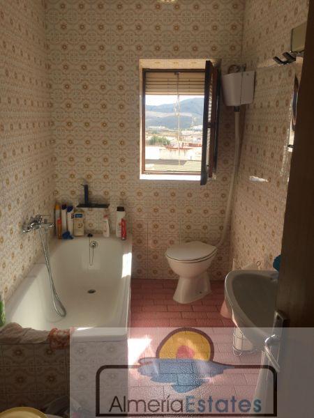 For sale of house in Vélez-Rubio