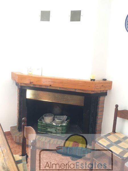 For sale of house in Vélez-Rubio