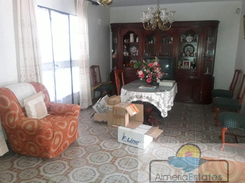 Venta de villa en Albox