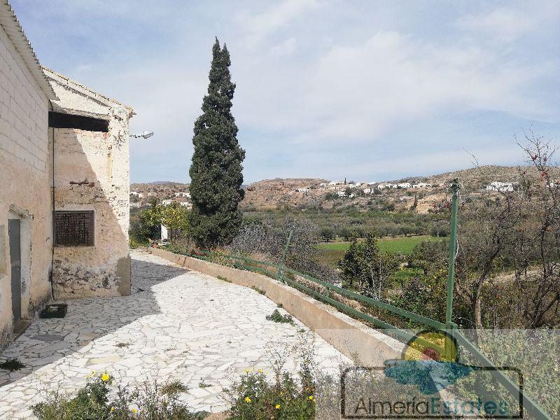 For sale of villa in Albox