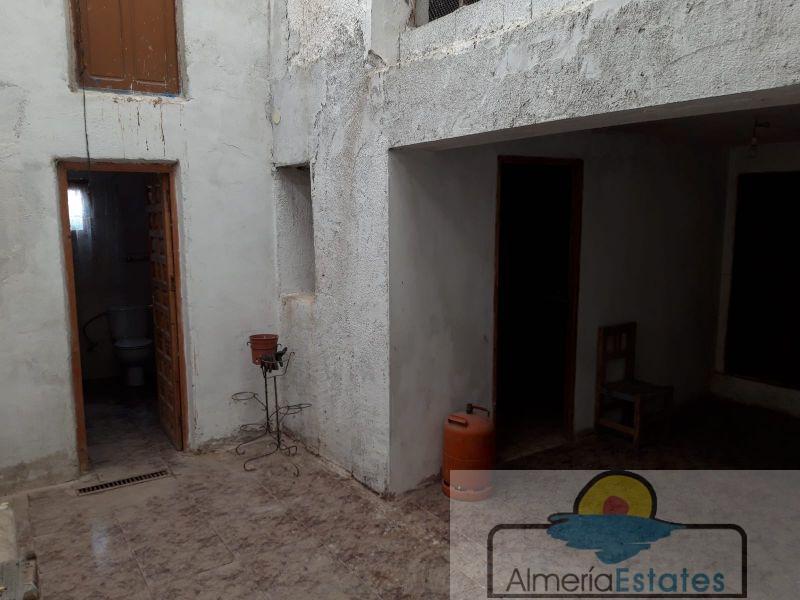 For sale of rural property in Oria