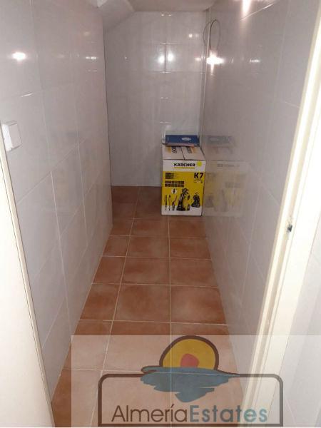 For sale of house in María