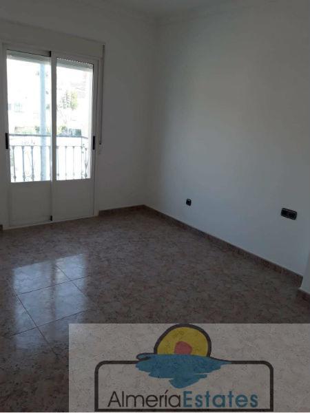 For sale of house in María