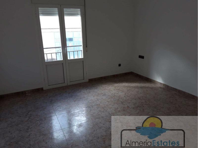 For sale of house in María
