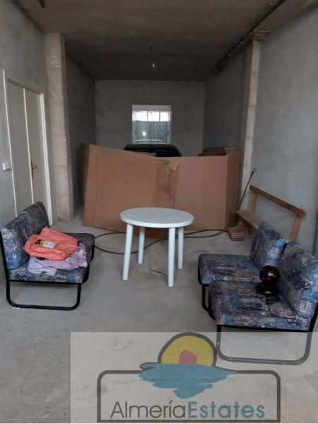 For sale of house in María