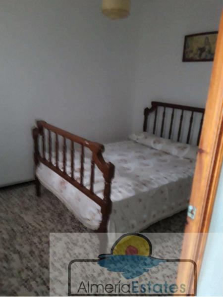 For sale of house in Vélez-Rubio