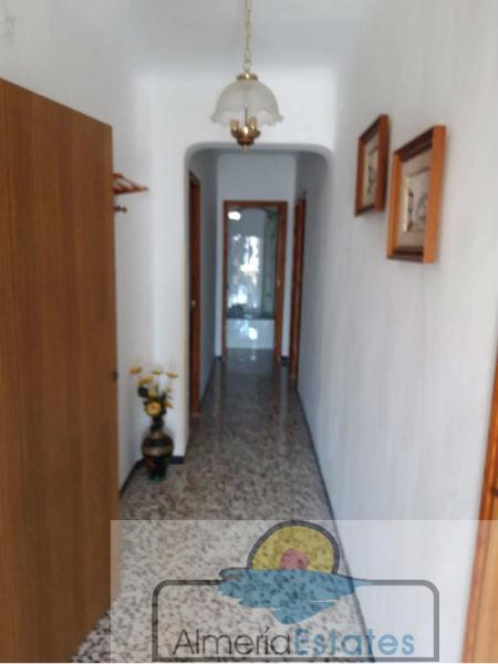 For sale of house in Vélez-Rubio