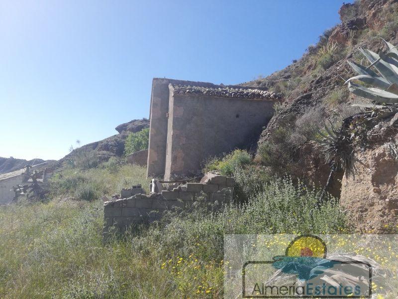 For sale of house in Albox