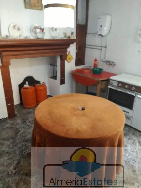 For sale of house in María