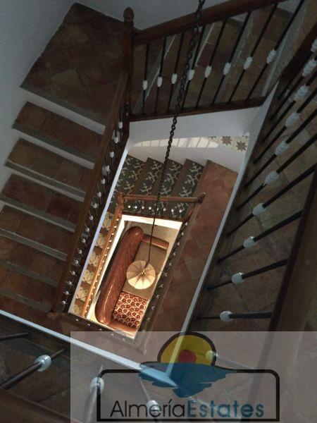 For sale of house in María