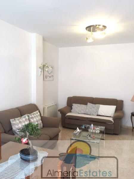For sale of ground floor in Vélez-Rubio