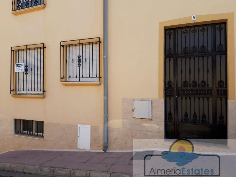 Venta de planta baja en Vélez-Rubio