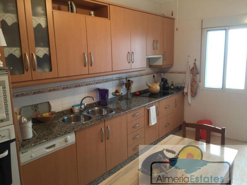 For sale of ground floor in Vélez-Rubio