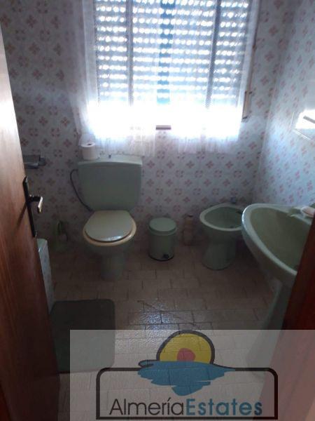 Venta de casa en Cúllar