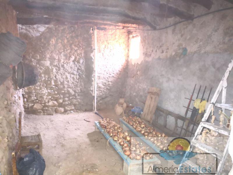 For sale of house in Arboleas