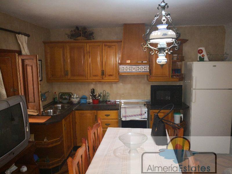 For sale of house in Arboleas