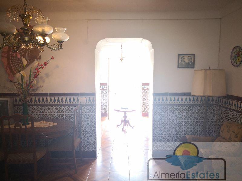 For sale of house in Arboleas