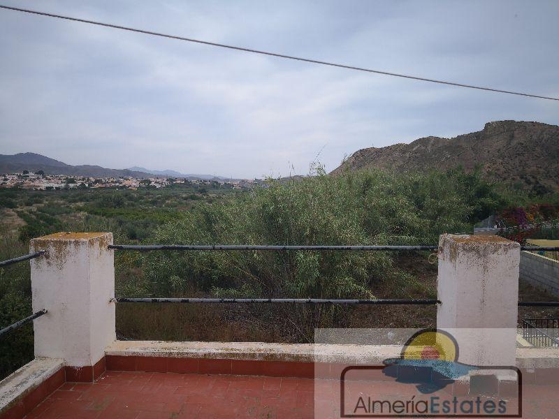 For sale of house in Arboleas