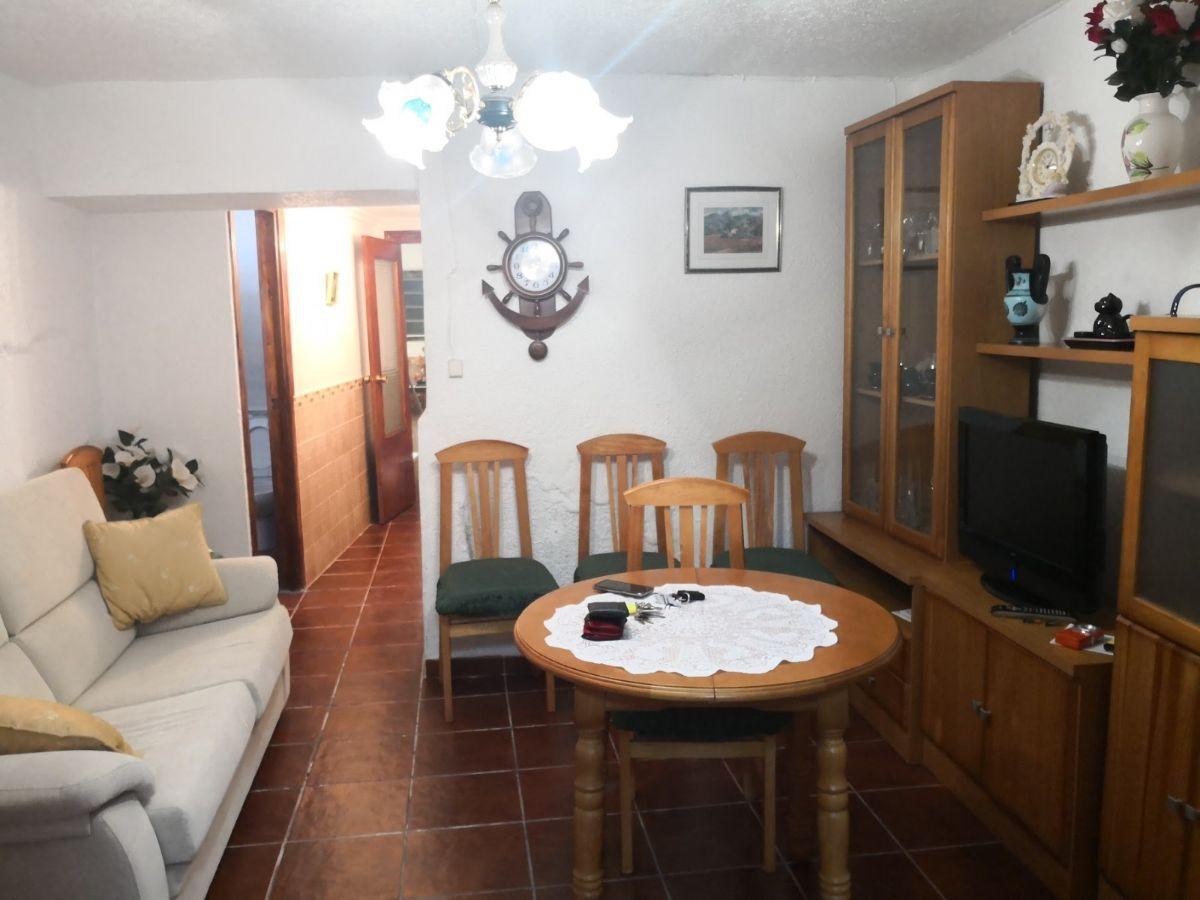 For sale of house in Urrácal