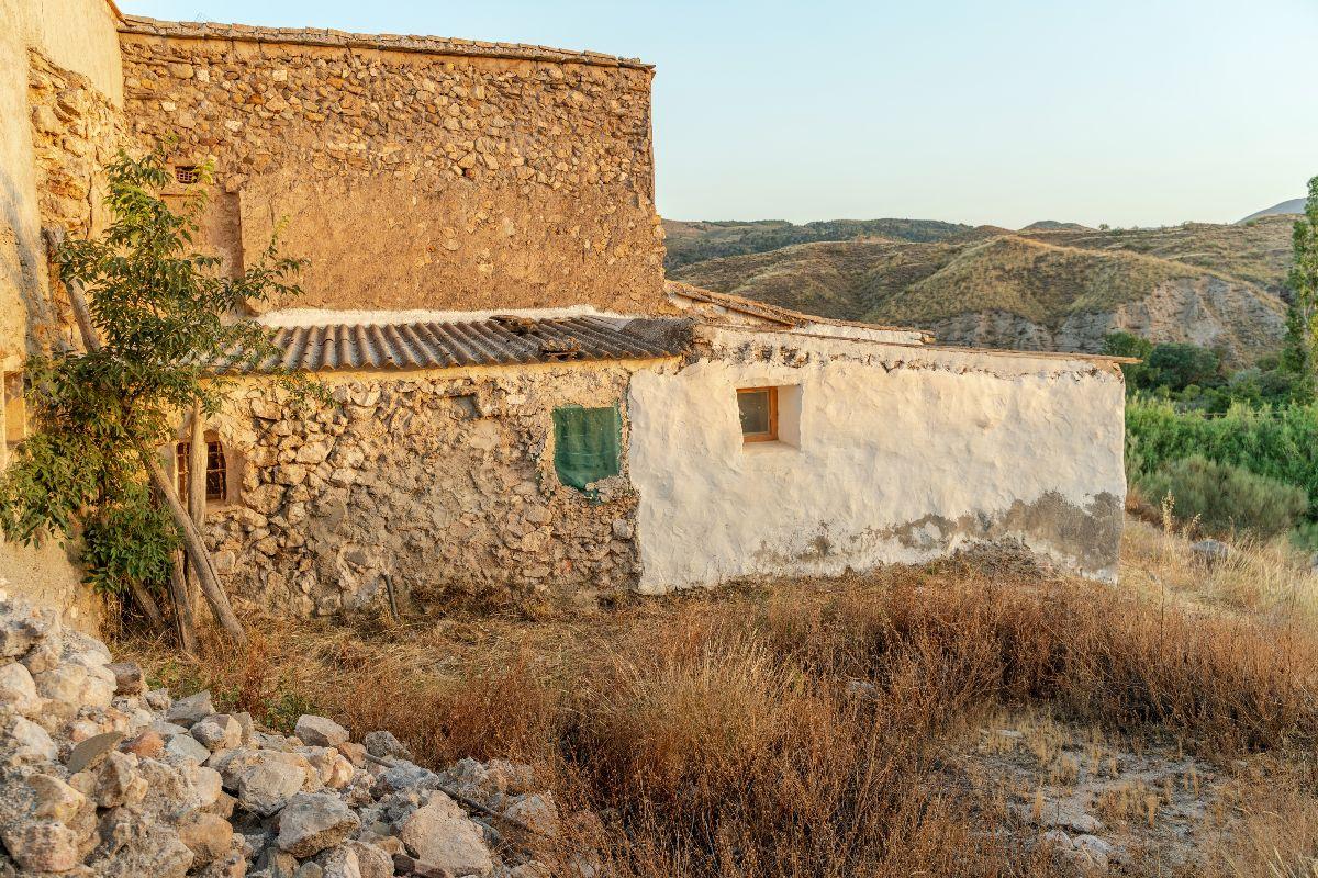 For sale of villa in Serón