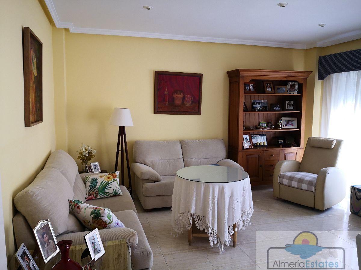 For sale of flat in Albox