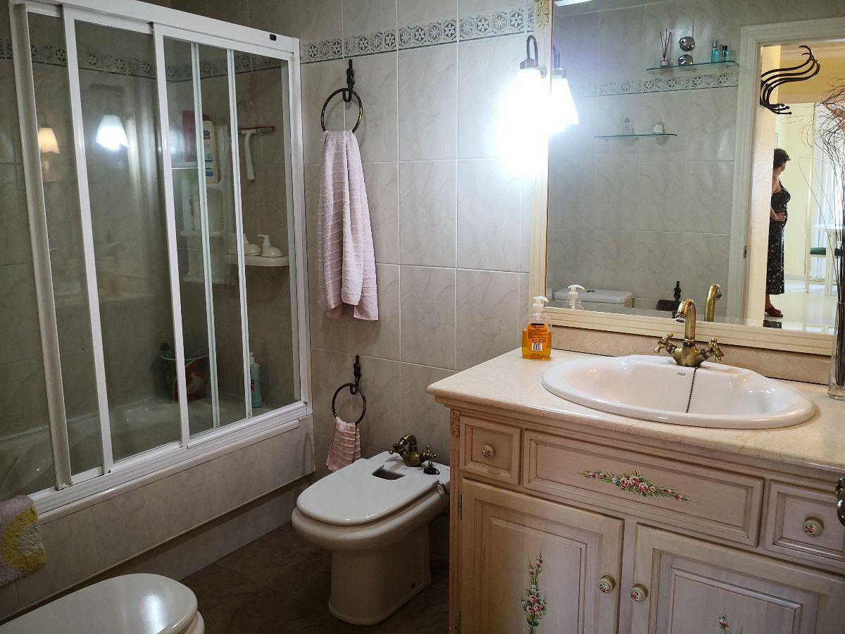 For sale of flat in Macael