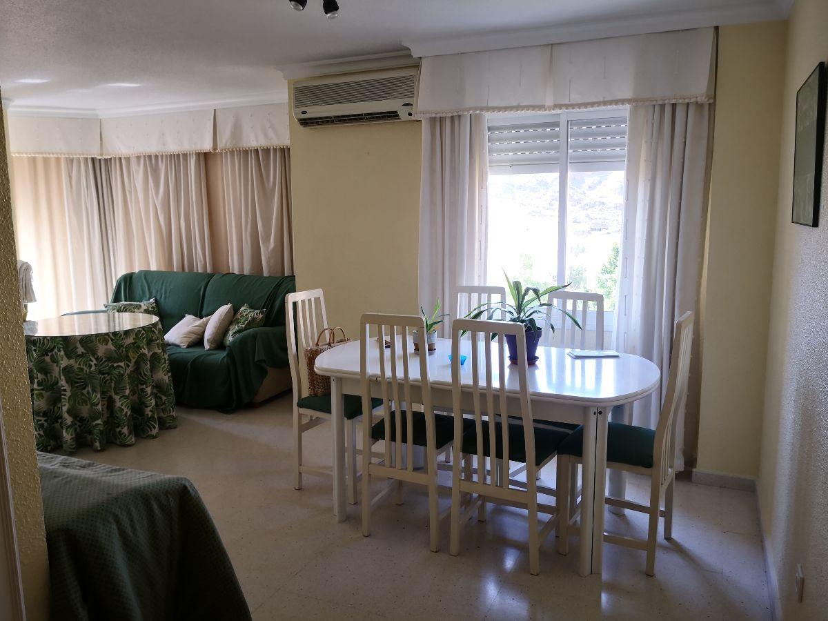 For sale of flat in Macael