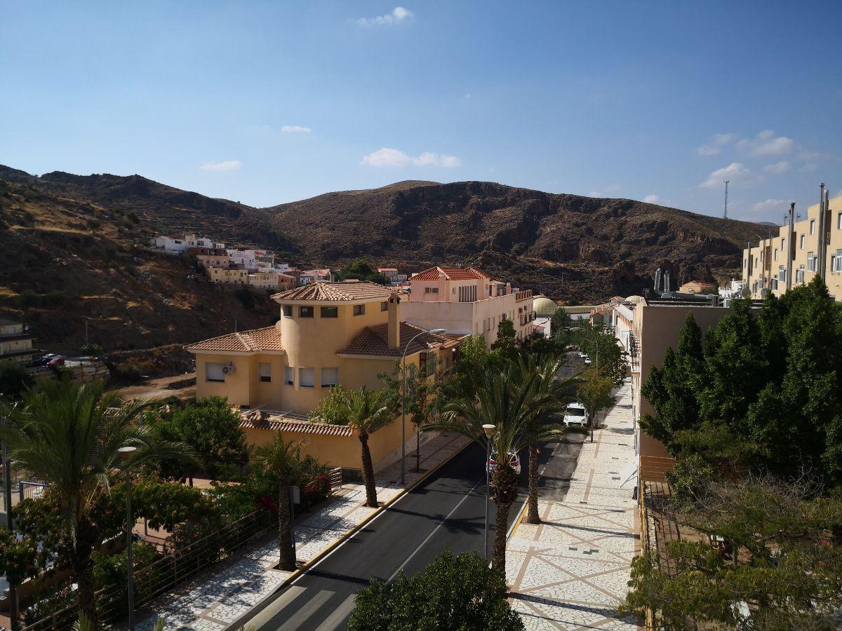 For sale of flat in Macael