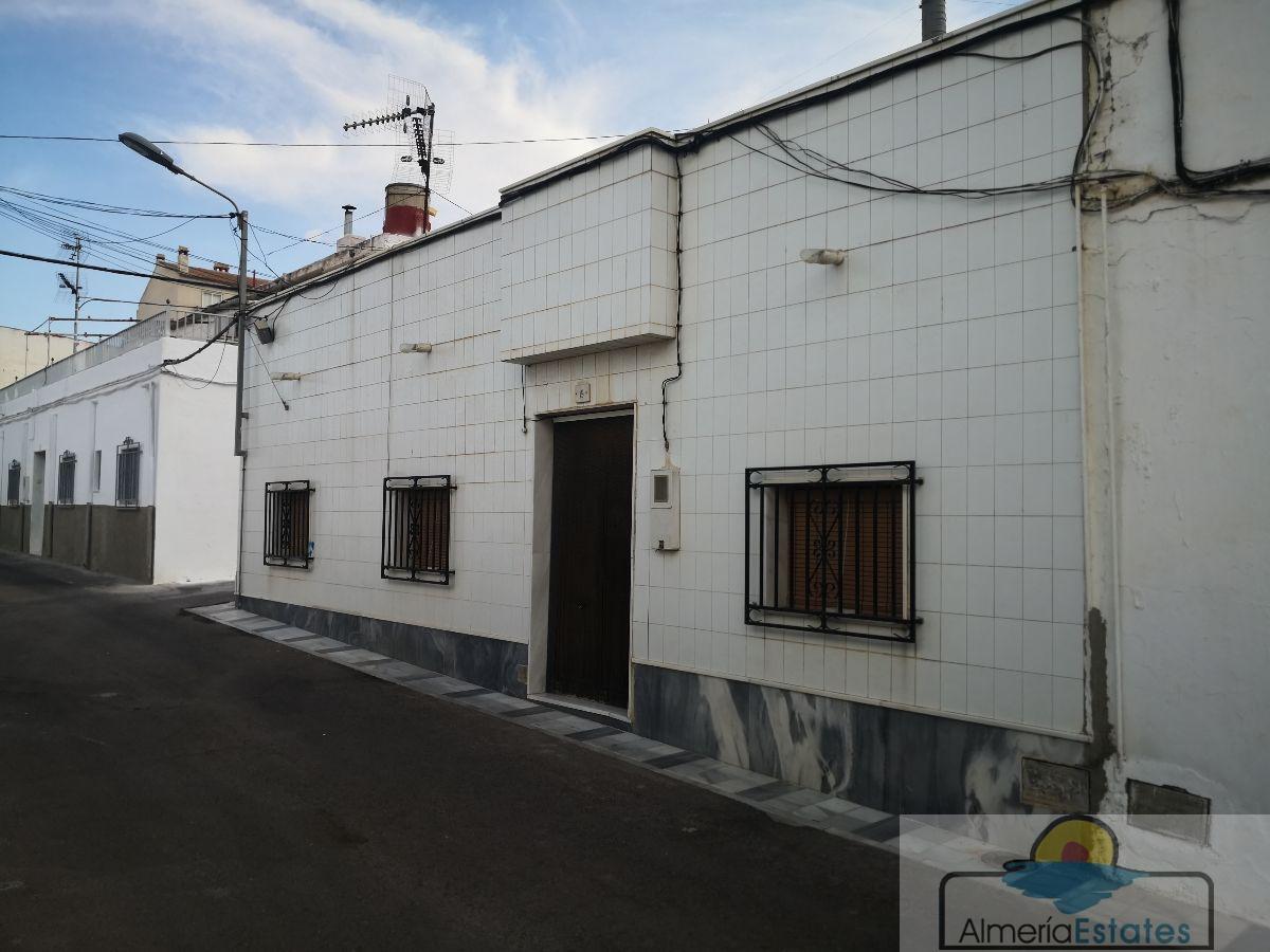 For sale of house in Olula del Río