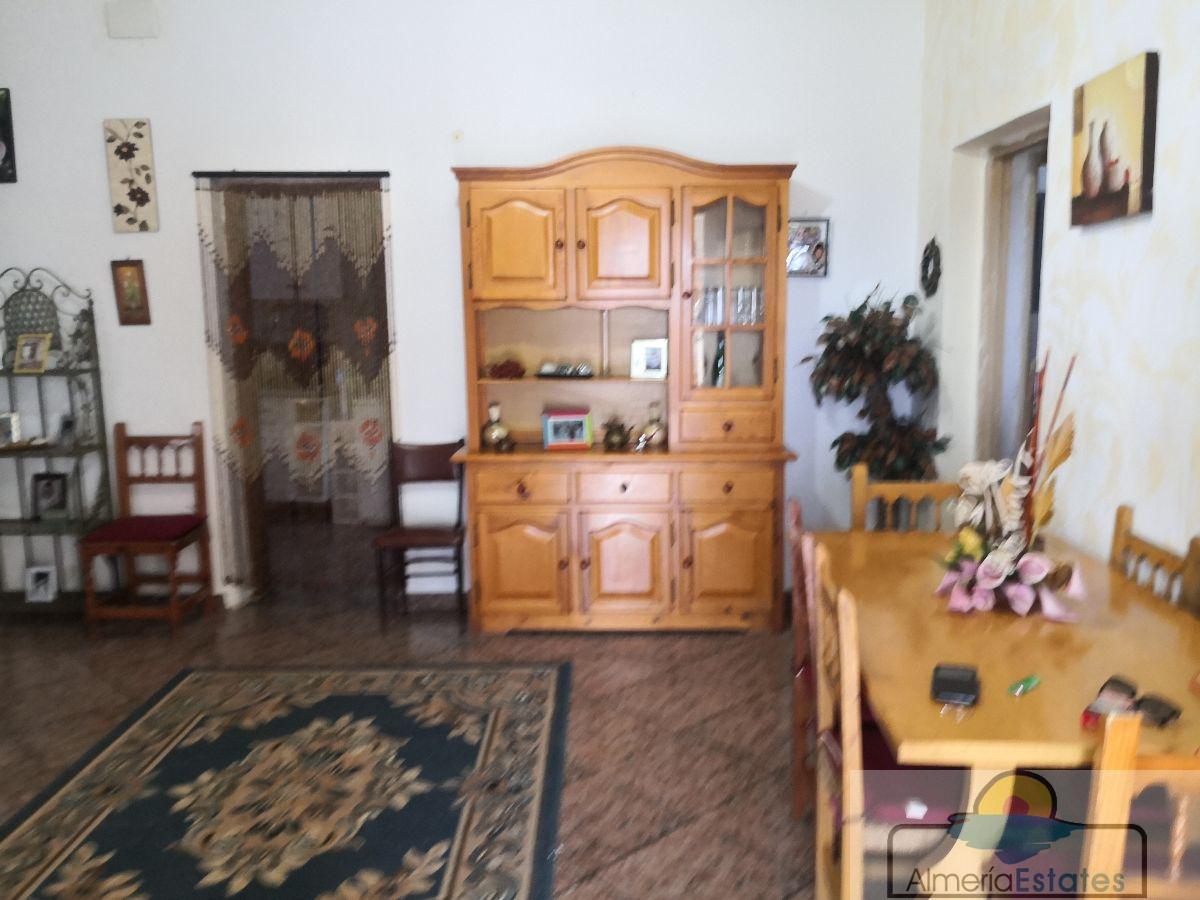For rent of villa in Albox