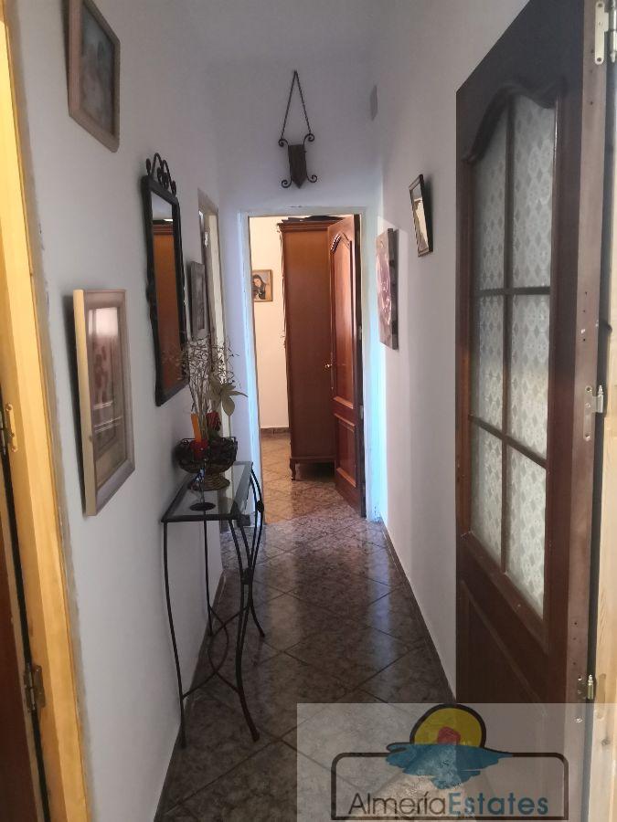 For rent of villa in Albox