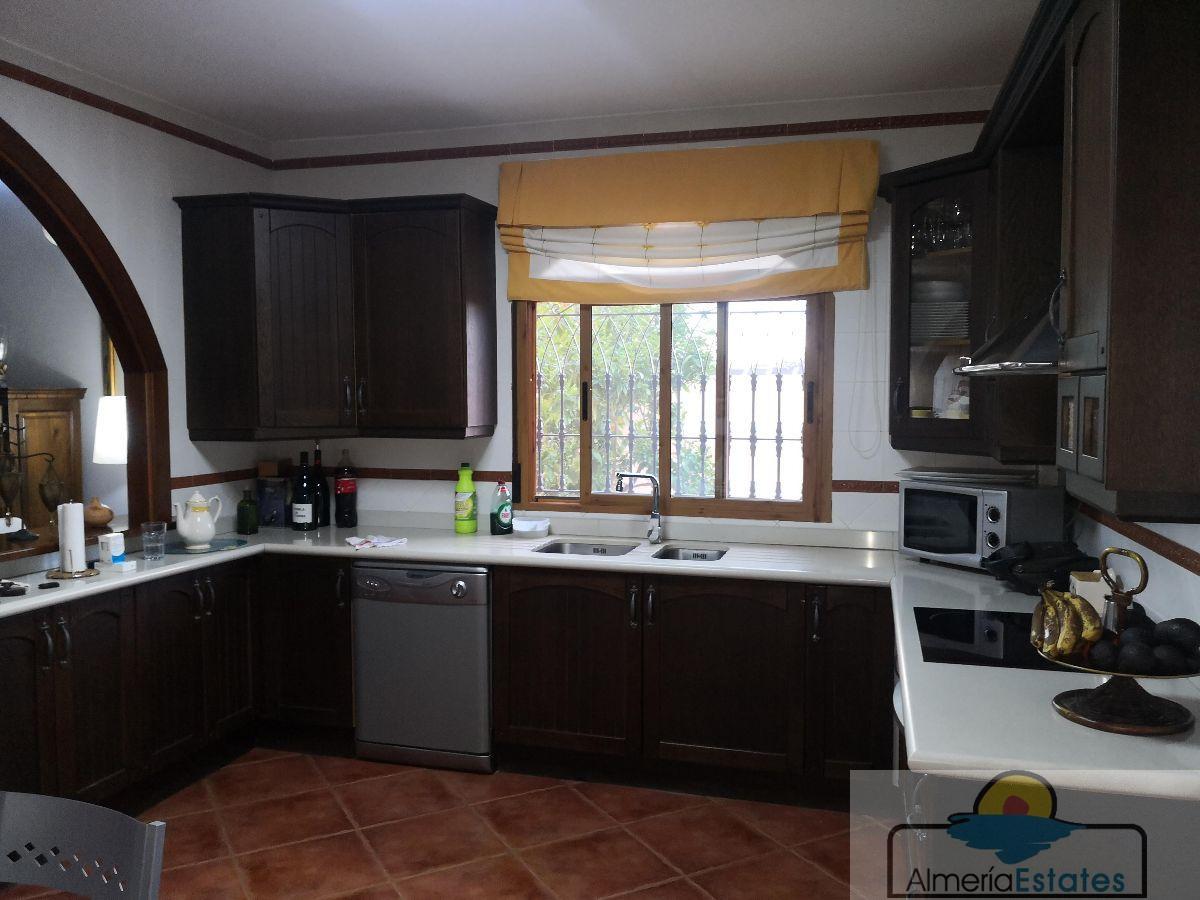 Venta de villa en Albox