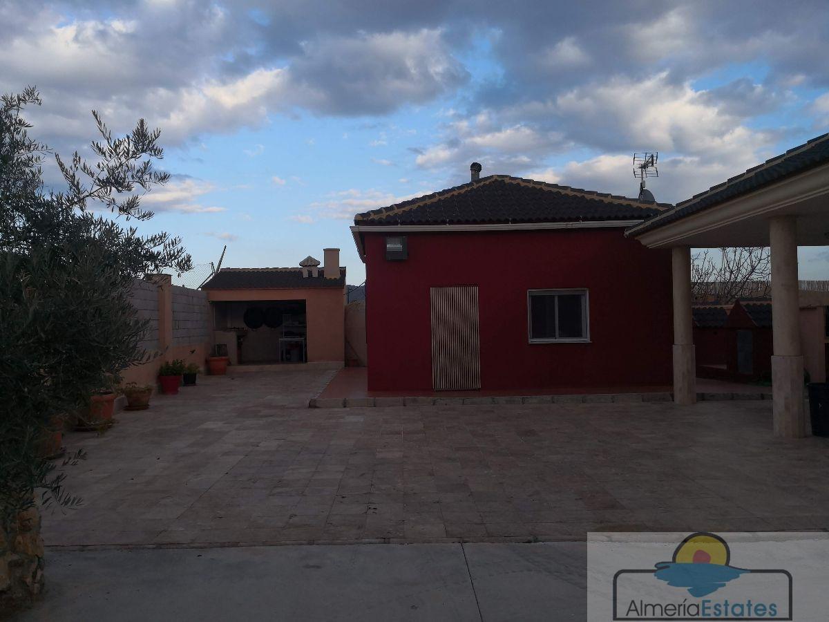 Venta de villa en Albox