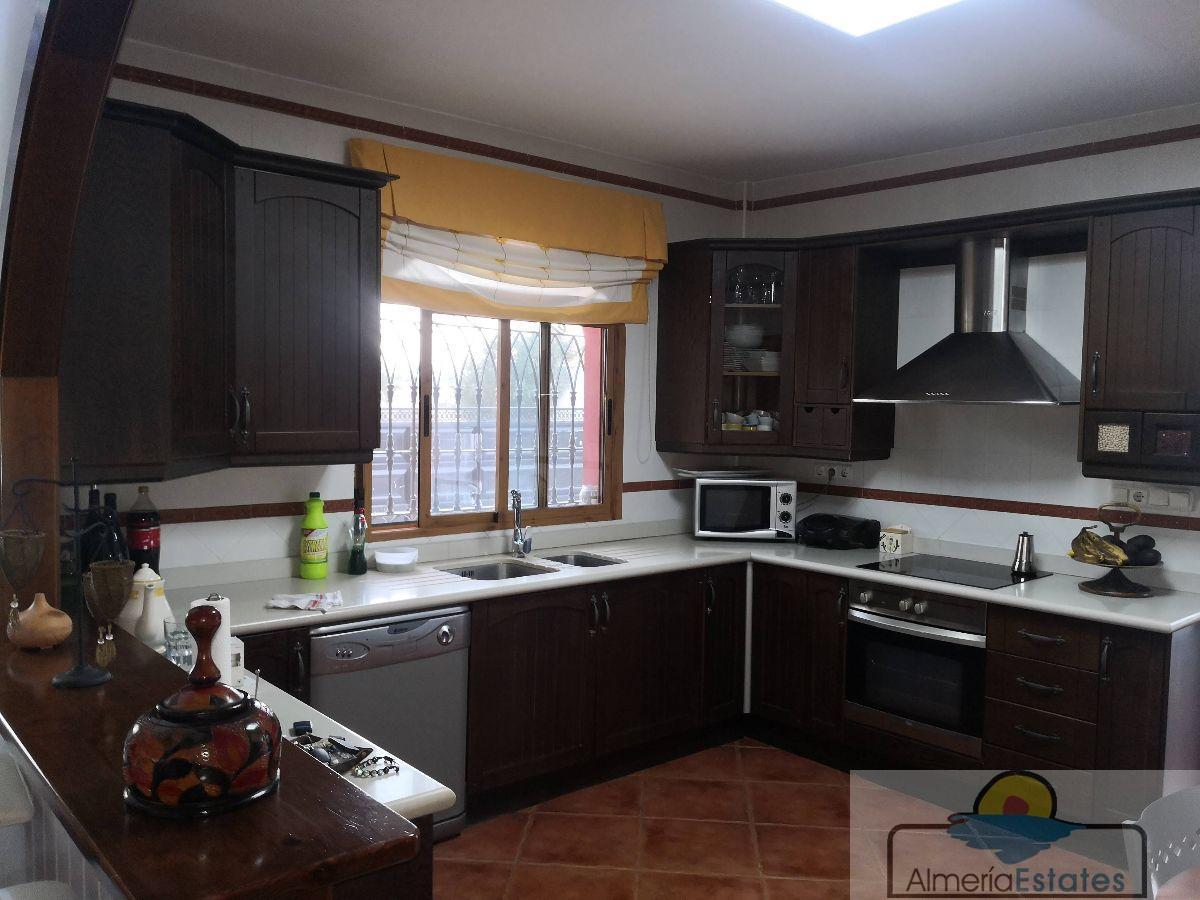 Venta de villa en Albox