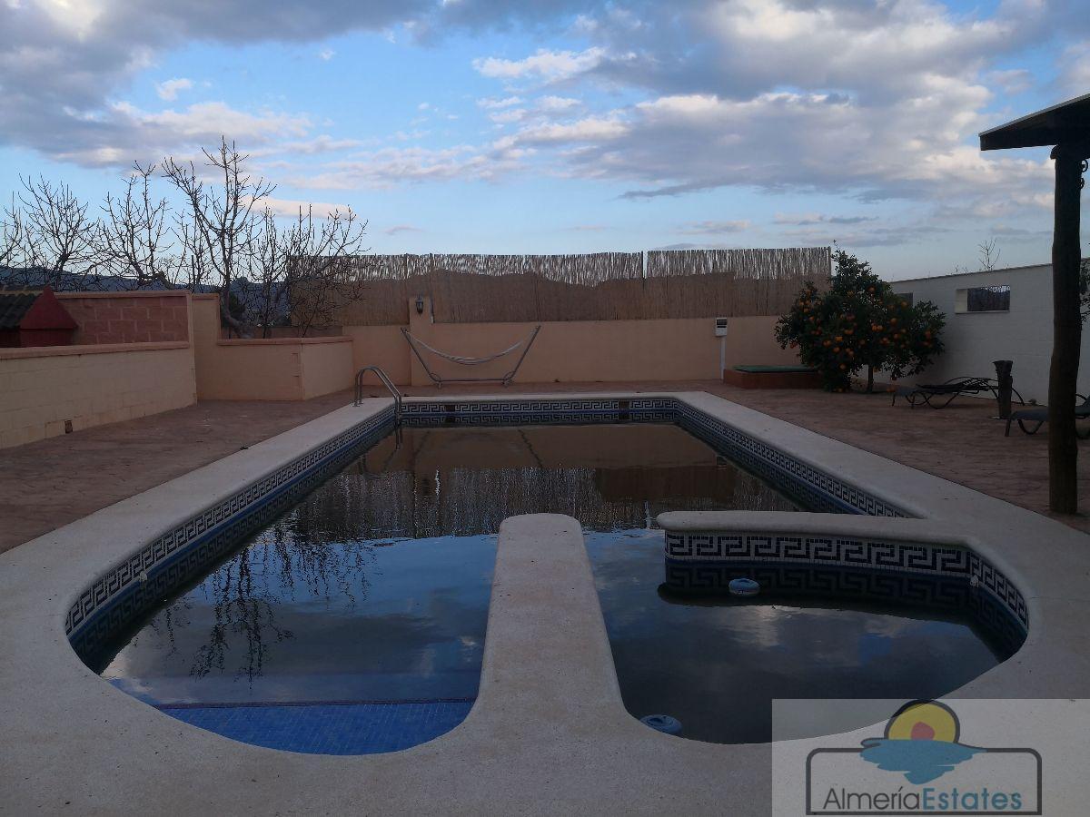 For sale of villa in Albox