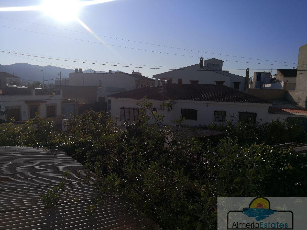 For sale of house in Zurgena