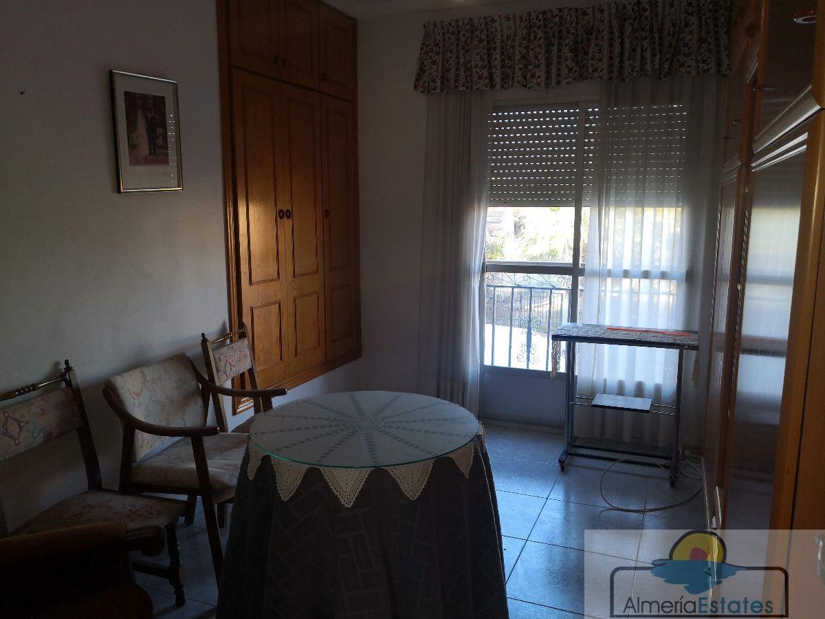 For sale of house in Zurgena